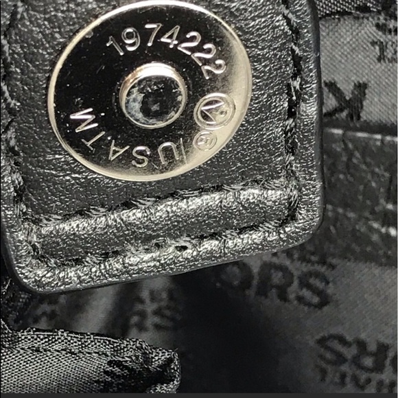 Michael Kors Black Hamilton EW Tote - Picture 6 of 8